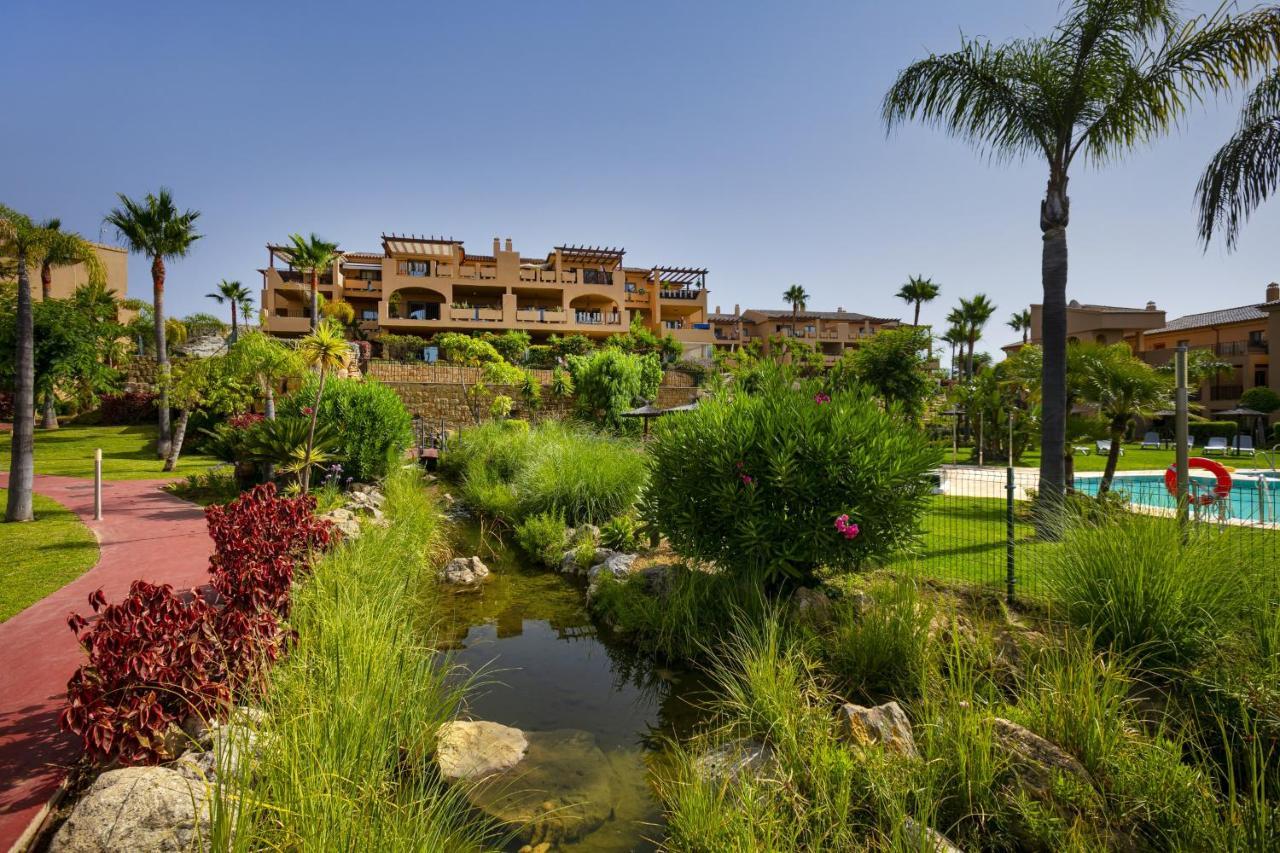 Ferienwohnung Hacienda Del Senorio De Cifuentes Estepona Exterior foto
